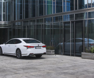 Lexus LS500h F-Sport