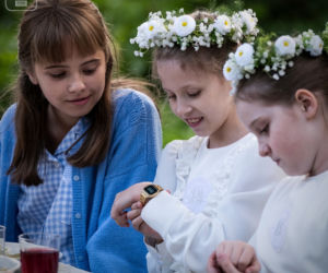 Stulecie Winnych 4 odc. 43. Małgosia (Oliwia Sekita), Julia (Nadia Głazińska), Ula (Sabina Bendarz)