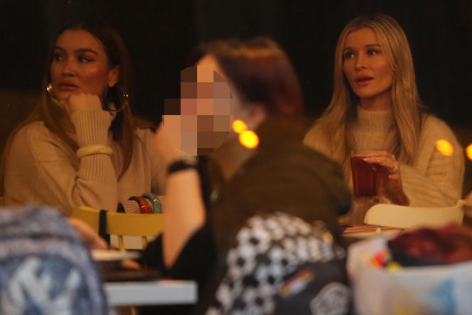 Joanna Krupa z siostrą Martą. Zjadły w mlecznym i poszły po patelnię