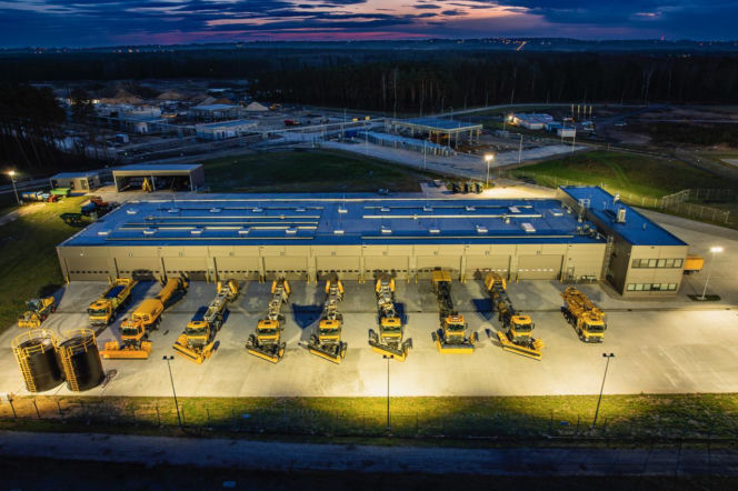 Baza Działu Eksploatacji i Transportu na Katowice Airport