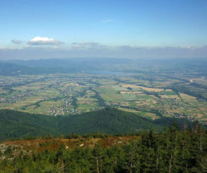 Widok ze Skrzycznego na Żywiec