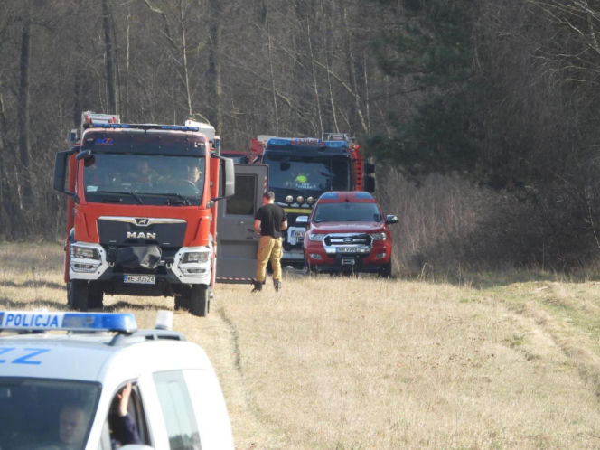 Niezidentyfikowany obiekt spadł pod Mińskiem Mazowieckim. Ruszyła akcja służb