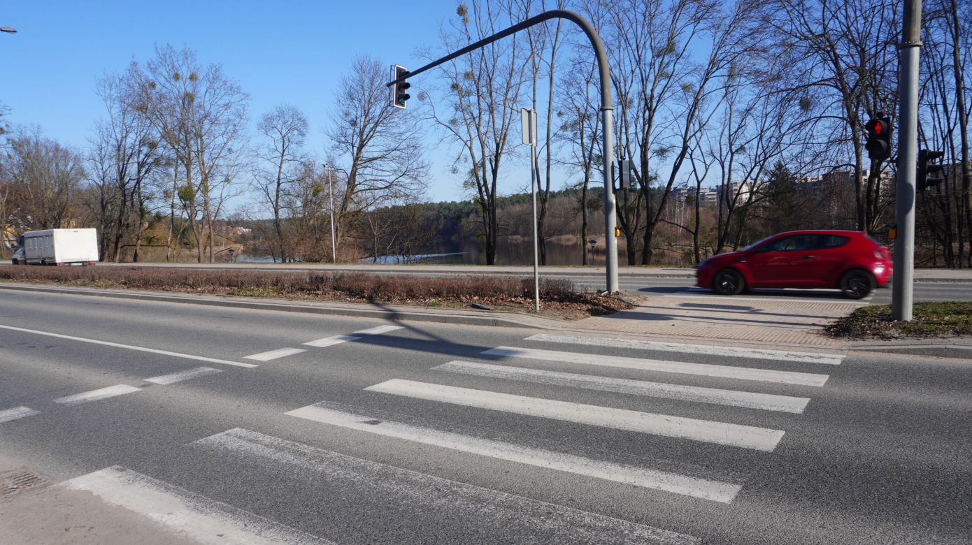 To najdłuższa ulica w Olsztynie. Przebiega aż przez trzy osiedla. Zaskakujące, ile ma metrów!