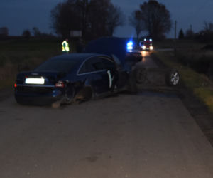 Pijany i bez uprawnień spowodował wypadek. Trzy osoby w szpitalu