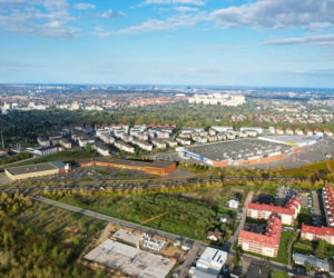 Nowy park handlowy przyciągnie klientów z Polski i Niemiec. Czy znana sieć otworzy tutaj swój pierwszy sklep? 