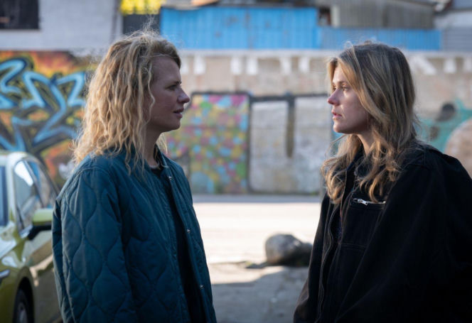 "Profilerka" sezon 2 - odcinek 13 streszczenie. Tomek dokonuje przełomowego odkrycia: w noc zabójstwa pod firmą Maxa widziano samochód Roberta