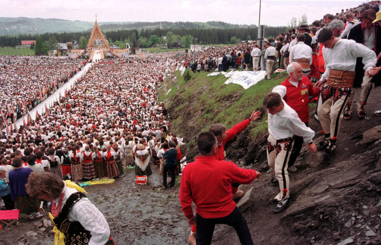 Jan Paweł II zgromadził na Wielkiej Krokwi 300 tysięcy wiernych