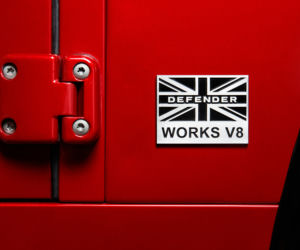 Land Rover Defender Works V8 - 70th Edition