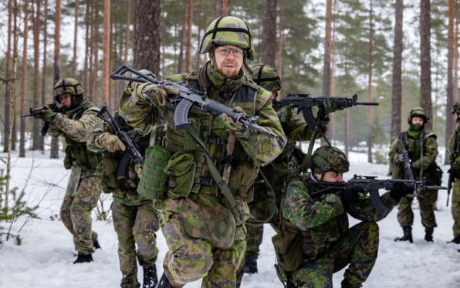 Finlandia - żołnierze podczas ćwiczeń