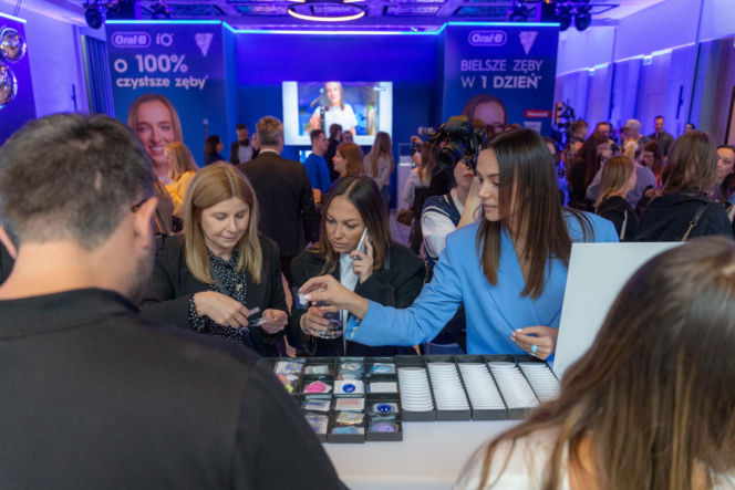 Iga Świątek w kampanii edukacyjnej Oral-B. Tenisistka mówi o prostych nawykach dla zdrowych zębów
