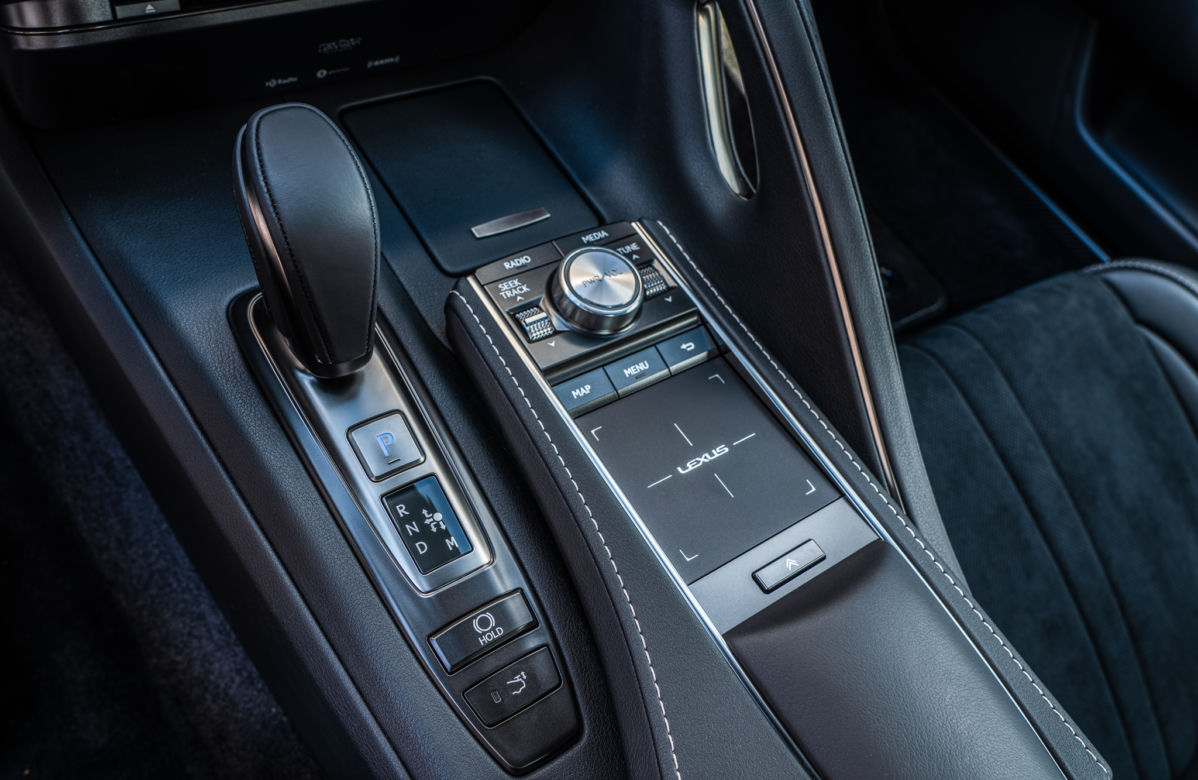 Lexus LC w kolorze Blazing Carnelian
