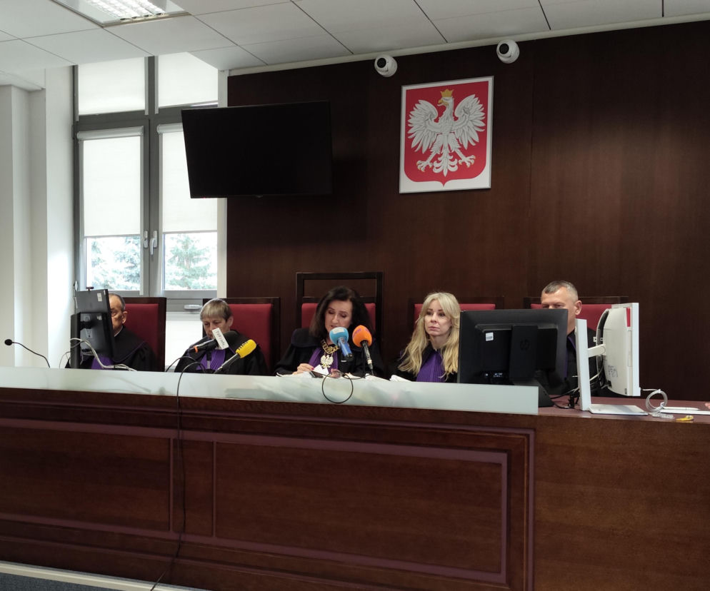Najpierw wspólnie pili, a później ich pobili i podpalili na stosie. Zapadł wyrok