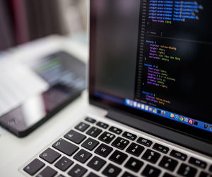 Padają strony w internecie. Globalna awaria Cloudflare paraliżuje sieć