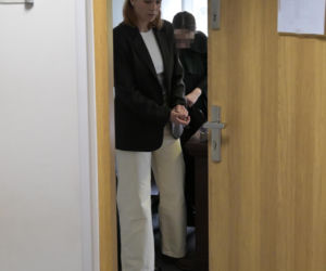 Katarzyna Wajda czekając na rozwód, całowała się w sądzie