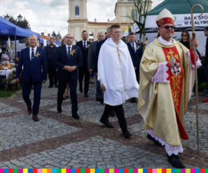 Dożynki Wojewódzkie w Tykocinie. Zaśpiewał Janusz Laskowski i zespół Focus