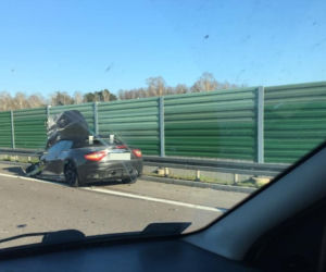 Maserati rozbite na S8. Dwie kolizje w tym samym miejscu