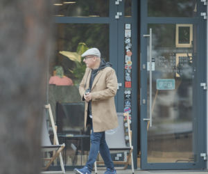 Wicemarszałek Senatu Michał Kamiński u fryzjera