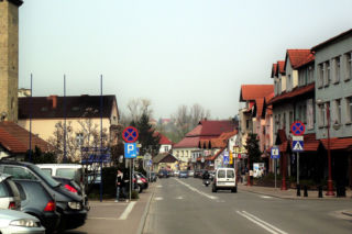 W tym mieście w woj. małopolskim mieszkał kiedyś święty. Jest położone obok Krakowa