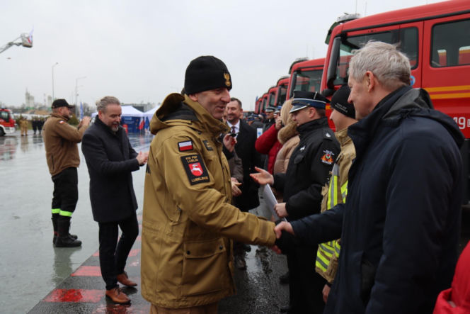 Sprzęt za ponad 50 mln zł dla strażaków z woj. lubelskiego