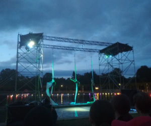 Cztery Żywioły. Akrobatyczne show w multimedialnej fontannie