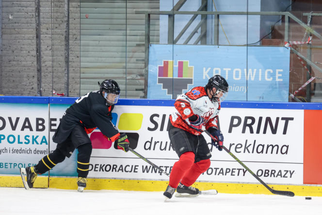 Mecz hokejowy Reprezentacji Artystów Polskich i Przedsiębiorców