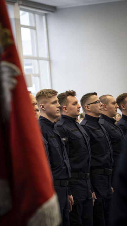 Gdańsk ma nowych policjantów. Złożyli ślubowanie [GALERIA]