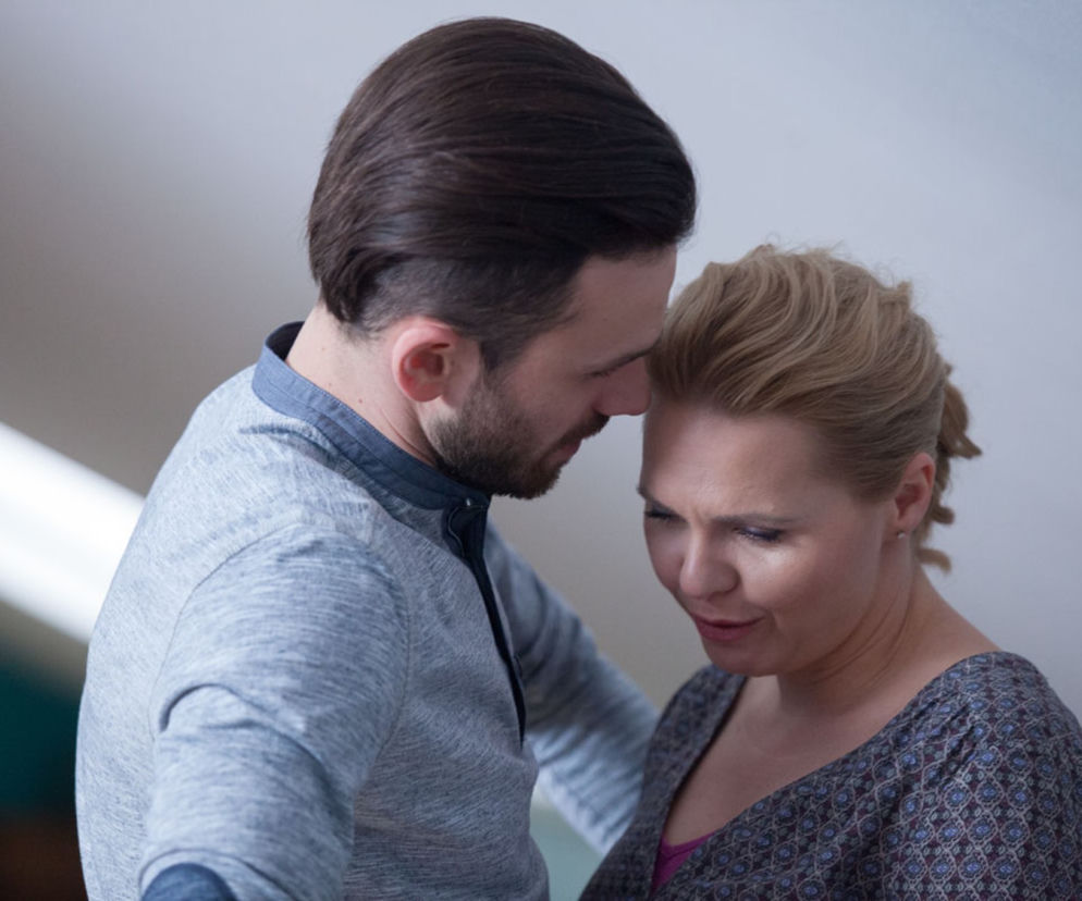 Przyjaciółki 5 sezon odc. 55. Anka (Magdalena Stużyńska), Maciek (Krzysztof Wach)
