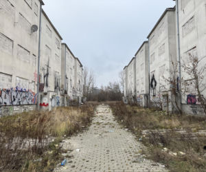 Bloki przy Dudziarskiej do wyburzenia. Tak dziś wygląda opuszczone osiedle 