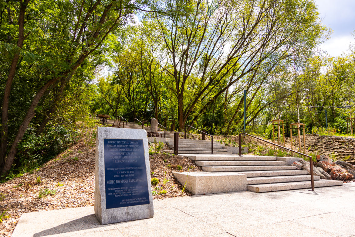 Park pod Kopcem Powstania Warszawskiego
