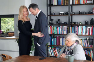 Barwy szczęścia odc. 3236. Karolina (Marta Dąbrowska), Bruno (Lesław Żurek), Amelia (Stanisława Celińska)