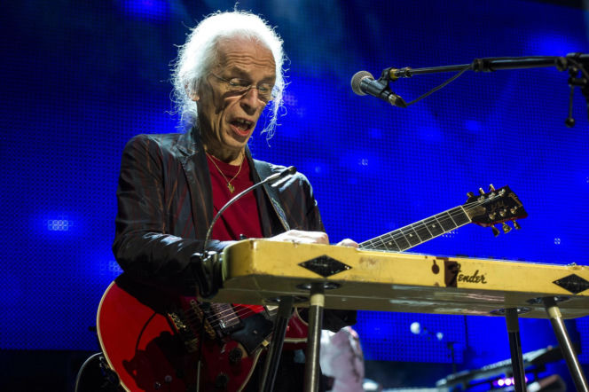 Steve Howe z zespołu Yes ma problemy zdrowotne. Tak teraz wygląda