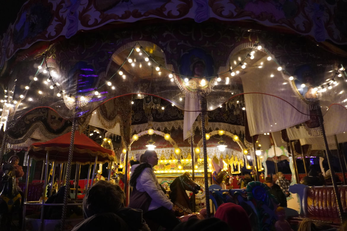 Weeihnachtsmarkt na Alexanderplatz