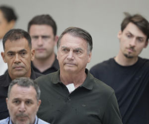 Był prezydent próbował uciec z aresztu! Użył lutownicy