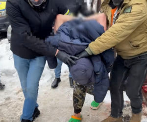 Podwójne zabójstwo na Targówku. Radek J. maczetą bronił się przed kontrterrorystami