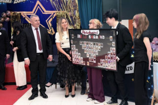 Dzień pełen emocji i wzruszeń. Maturzyści Baczyńskiego w Starachowicach żegnają szkołę