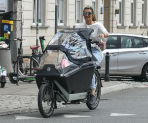 Zofia Zborowska wozi dzieci rowerem za 27000zł