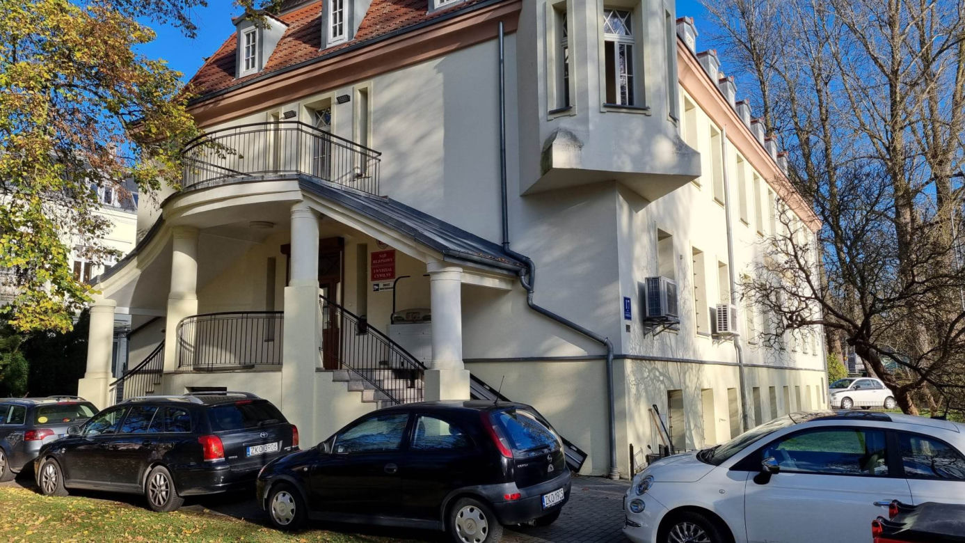 Dom Lepperów poszedł pod młotek. Nikt nie chce go kupić
