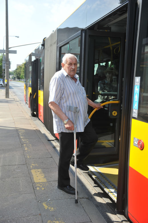 Metro wycięło autobusy z Jelonek. Mieszkańcy wściekli na decyzje ZTM