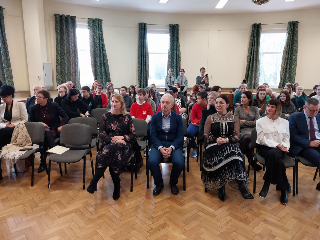 Gala Wolontariatu i rozstrzygnięcie dwóch konkursów: na najaktywniejszą zamojską organizację pozarządowa i inicjatywę na rzecz społeczności lokalnej 2023.