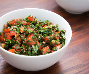 sałatka z kaszą tabbouleh