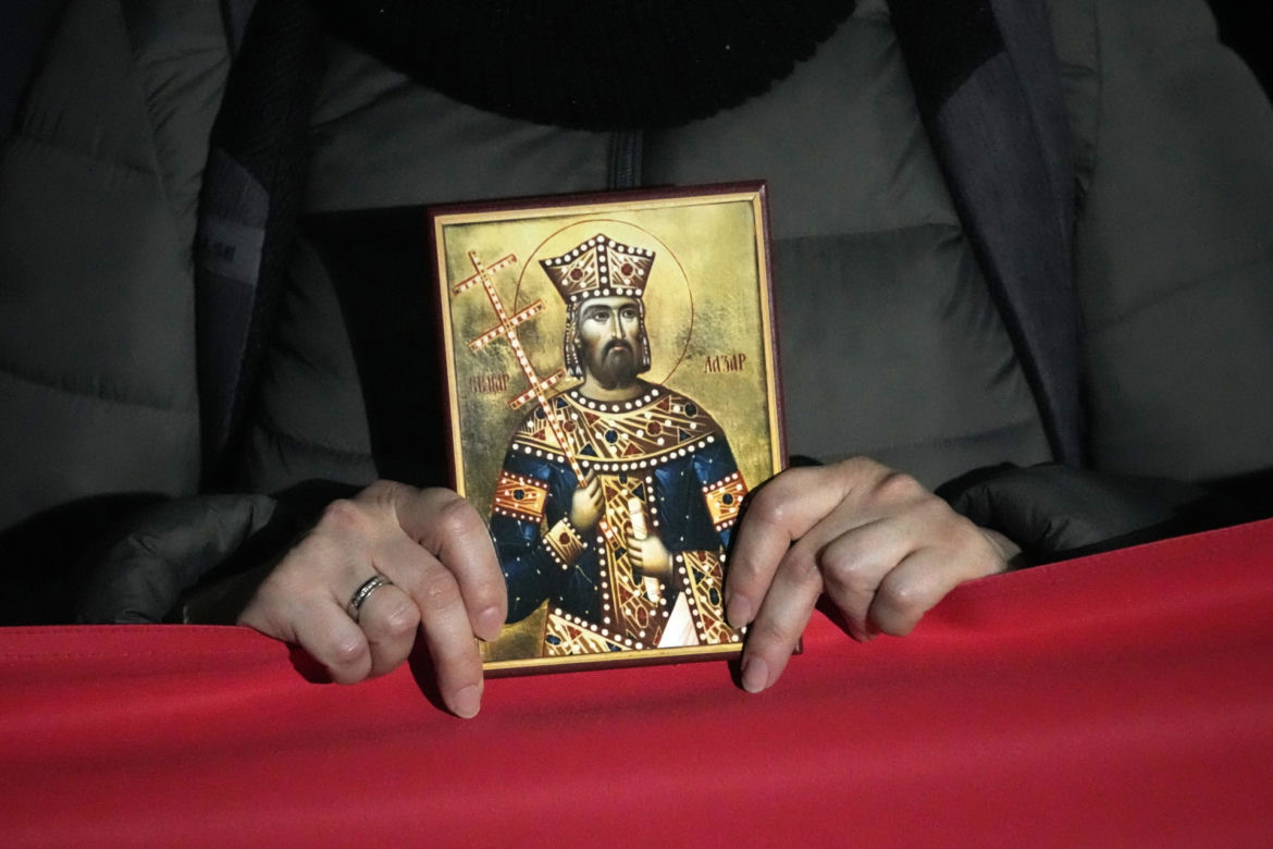 Putin chce przejąć władzę w Serbii? Prorosyjskie ataki w Belgradzie