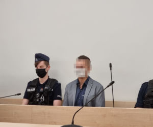 Próbował zabić ojca dla pieniędzy. Inną zbrodnię opisał w książce. Bartłomiej S. stanął przed sądem