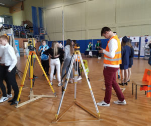 Fotorelacja z 14. Targów Edukacyjnych i dni otwartych w Zespole Szkół Ponadgimnazjalnych nr 3 w Siedlcach