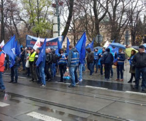 Wielki protest hutników w Krakowie