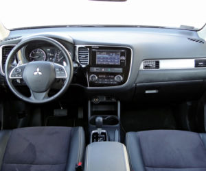 Mitsubishi Outlander 2.2 DID AT 4WD Fischer