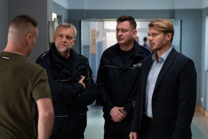 Na dobre i na złe odc. 985. Aleś Zagajewski (Paweł Małaszyński), Maks Beger (Tomasz Ciachorowski)