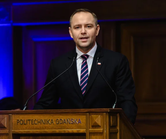 Karol Nawrocki podjął decyzję w sprawie lex szarlatan