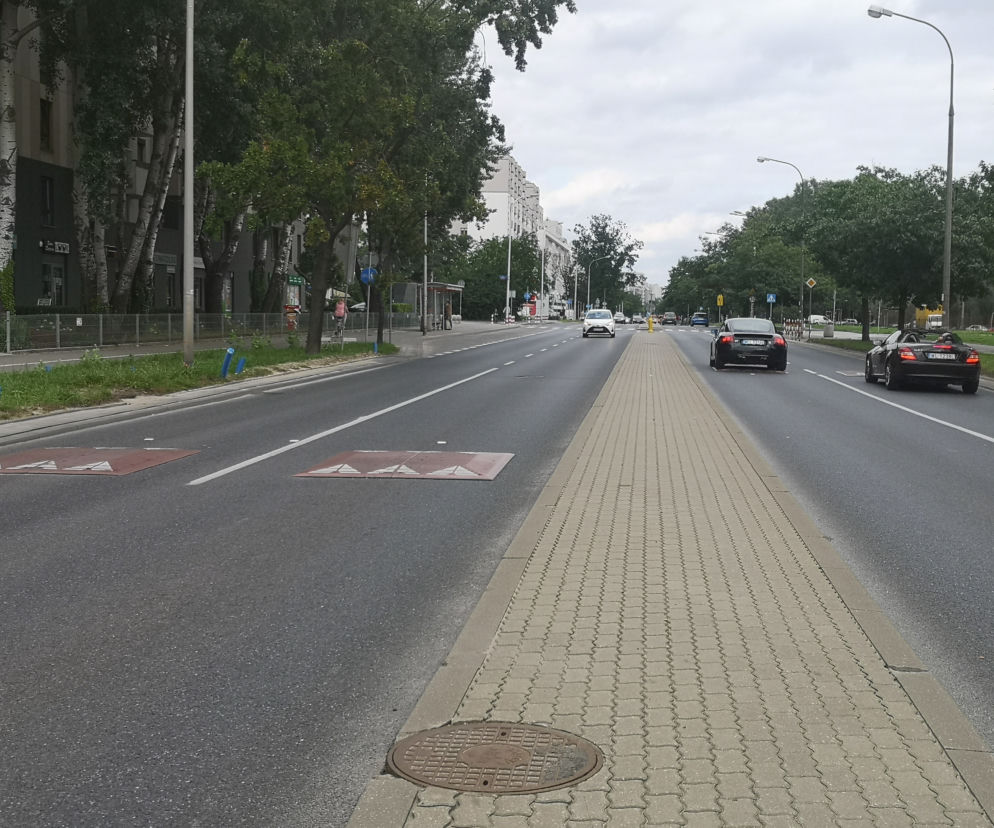 Progi zwalniające na ul. Sokratesa