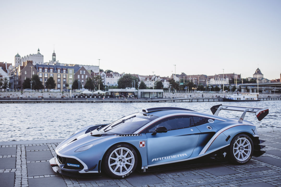 Arrinera Hussarya GT