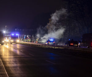 Zderzenie 5 pojazdów na A4. Paliła się ciężarówka! [ZDJĘCIA]